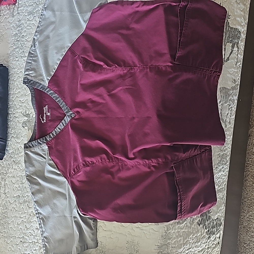 Women's Butter Soft scrub top